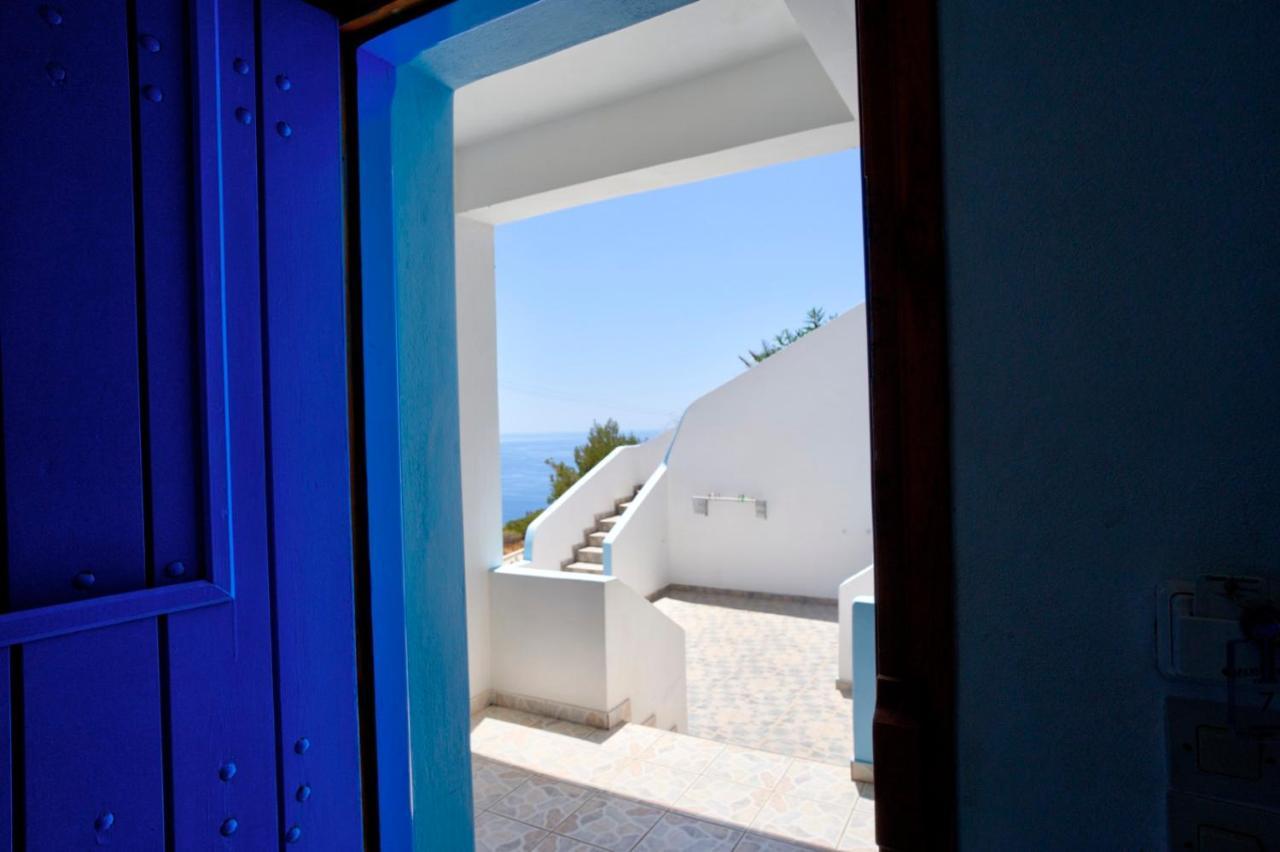 Panselinos Hotell Anafi Exteriör bild