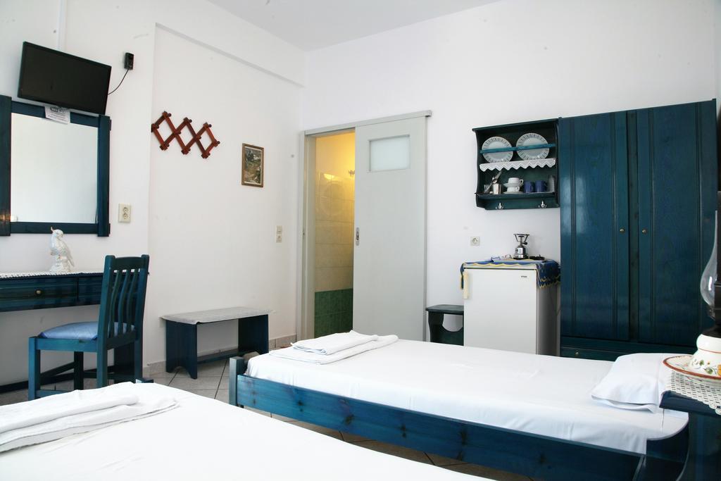 Panselinos Hotell Anafi Exteriör bild