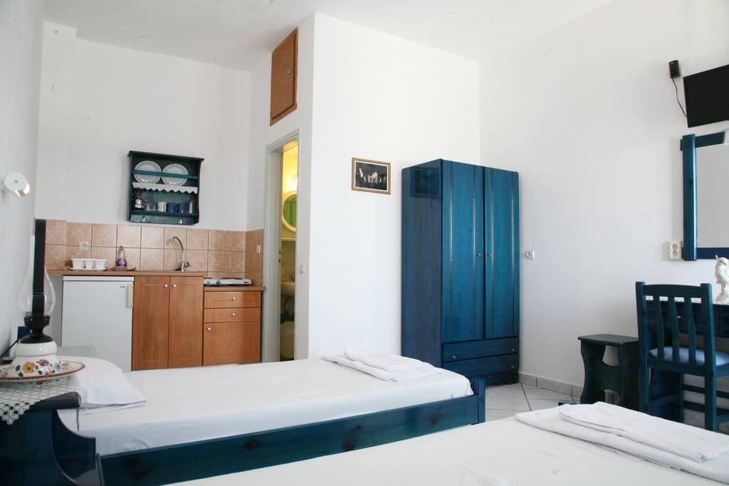 Panselinos Hotell Anafi Exteriör bild