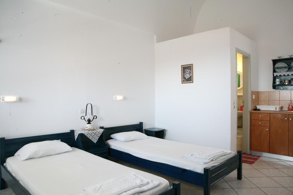 Panselinos Hotell Anafi Exteriör bild